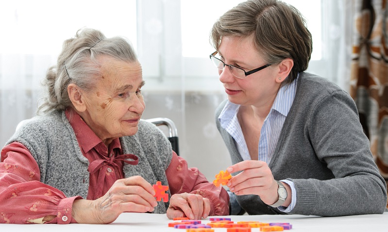 Ein Ausländer darf in Deutschland arbeiten, wenn er aus einem EU-Land kommt oder aus einem Mitgliedsstaat des EWR.  ( Foto: Shutterstock-Alexander Raths )