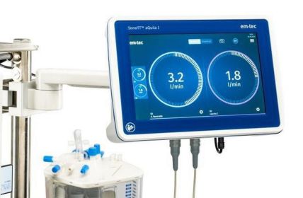 SonoTT(TM) aQuila System: Innovative Flussmessung für lebenserhaltende (Foto: em-tec GmbH)